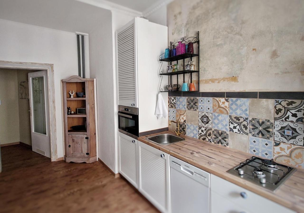 Appartamento Flat In Neo Country Style Aus Gruenderzeit Bis 6 Person Lipsia Esterno foto