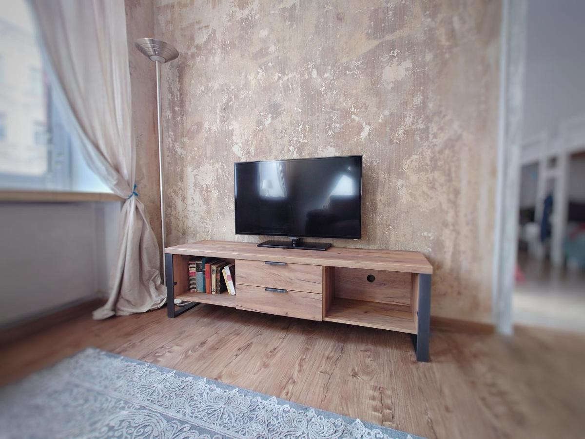 Appartamento Flat In Neo Country Style Aus Gruenderzeit Bis 6 Person Lipsia Esterno foto
