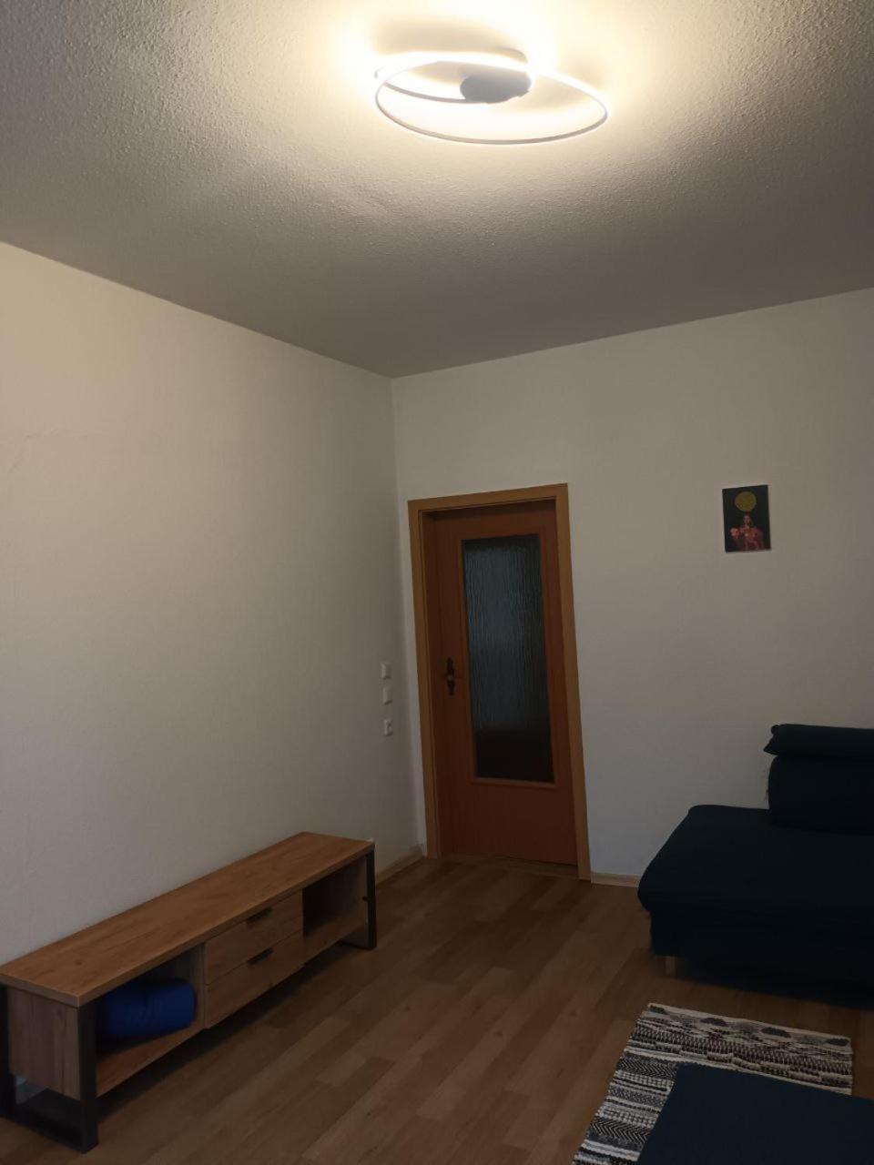 Appartamento Flat In Neo Country Style Aus Gruenderzeit Bis 6 Person Lipsia Esterno foto